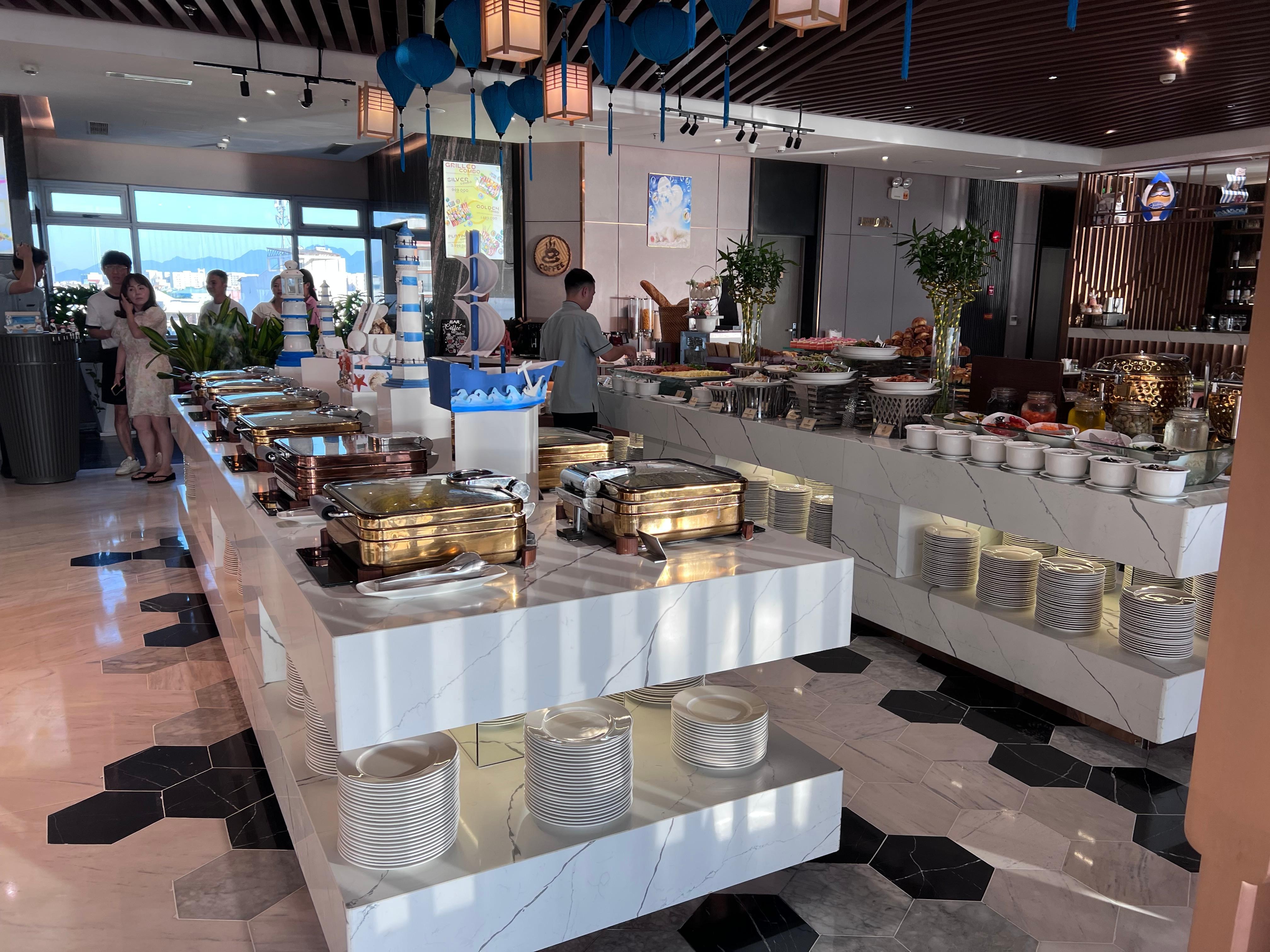 Breakfast buffet
