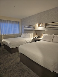2 queen beds - room 725