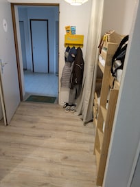 Zweites Schlafzimmer / Durchgangszimmer