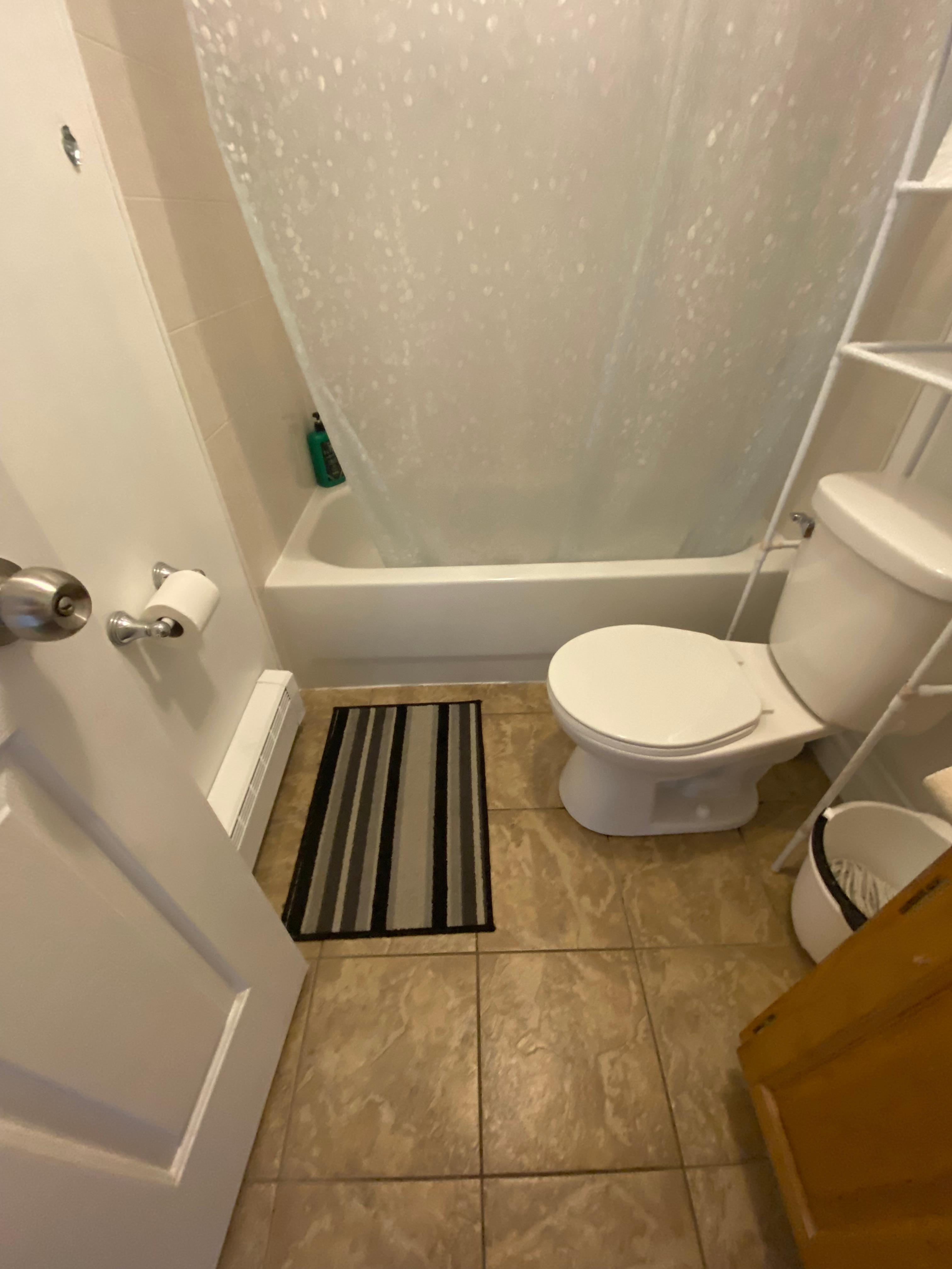 Bathroom  very clean broken towel bar