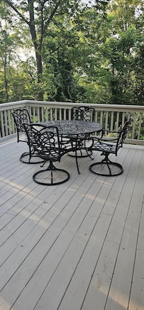Nice outdoor deck