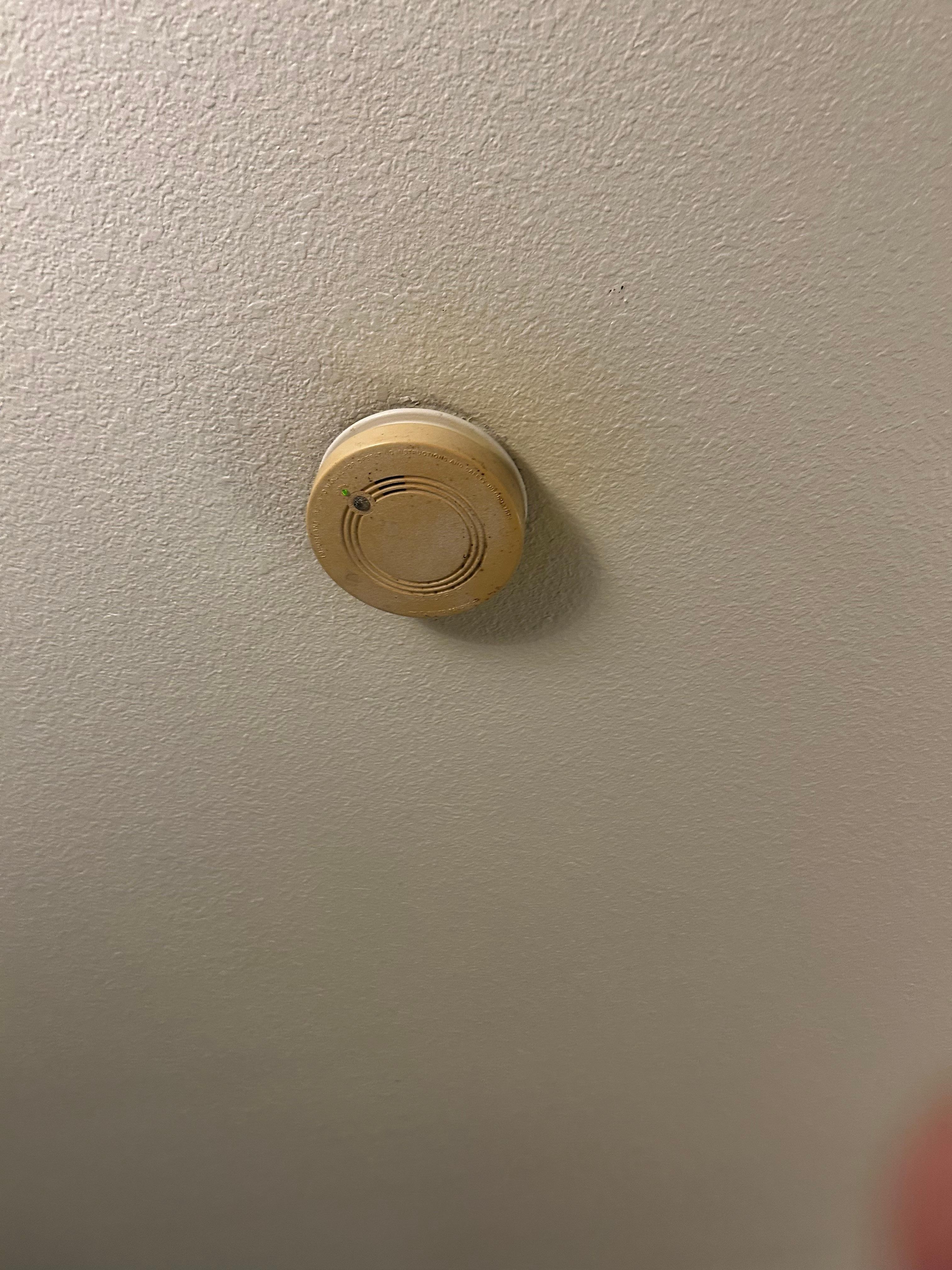Out dated smoke detector 
