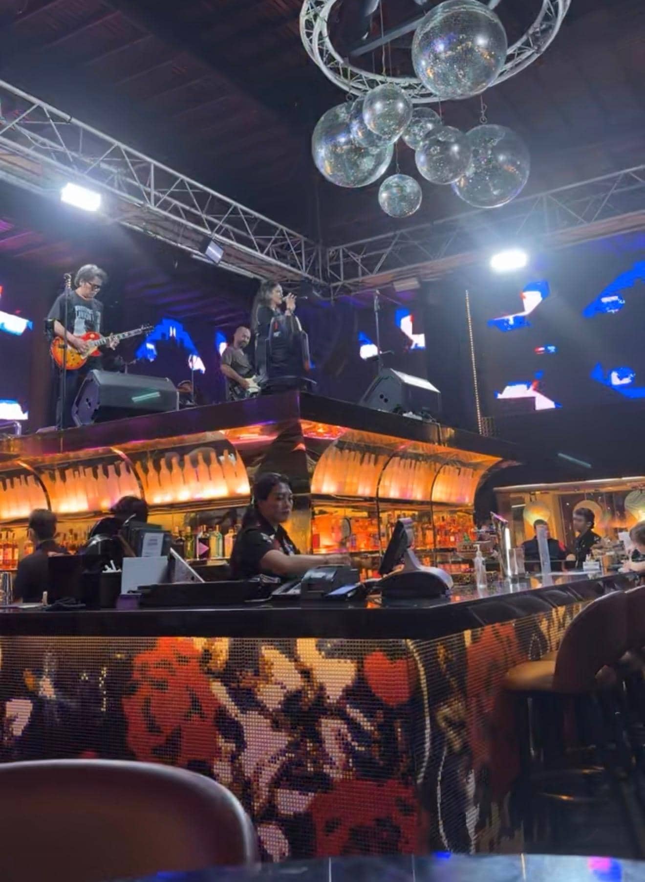 Live music at centre stage