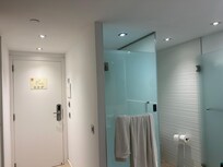 Dusche/ WC separat