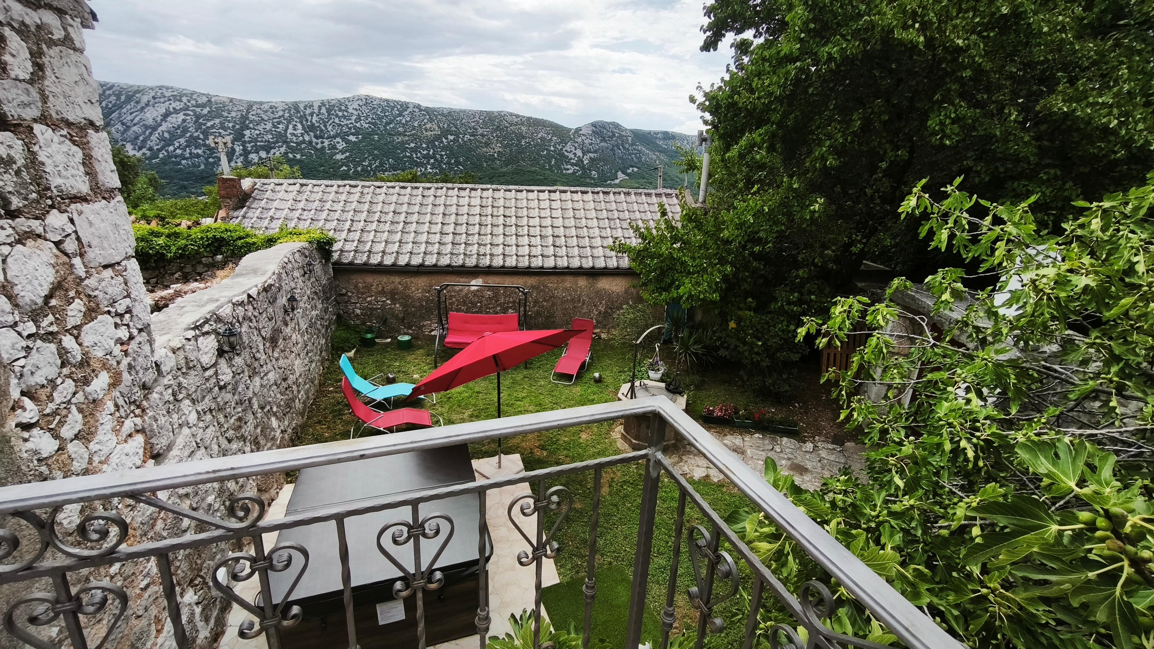 Ausblick von der oberen Terrasse.