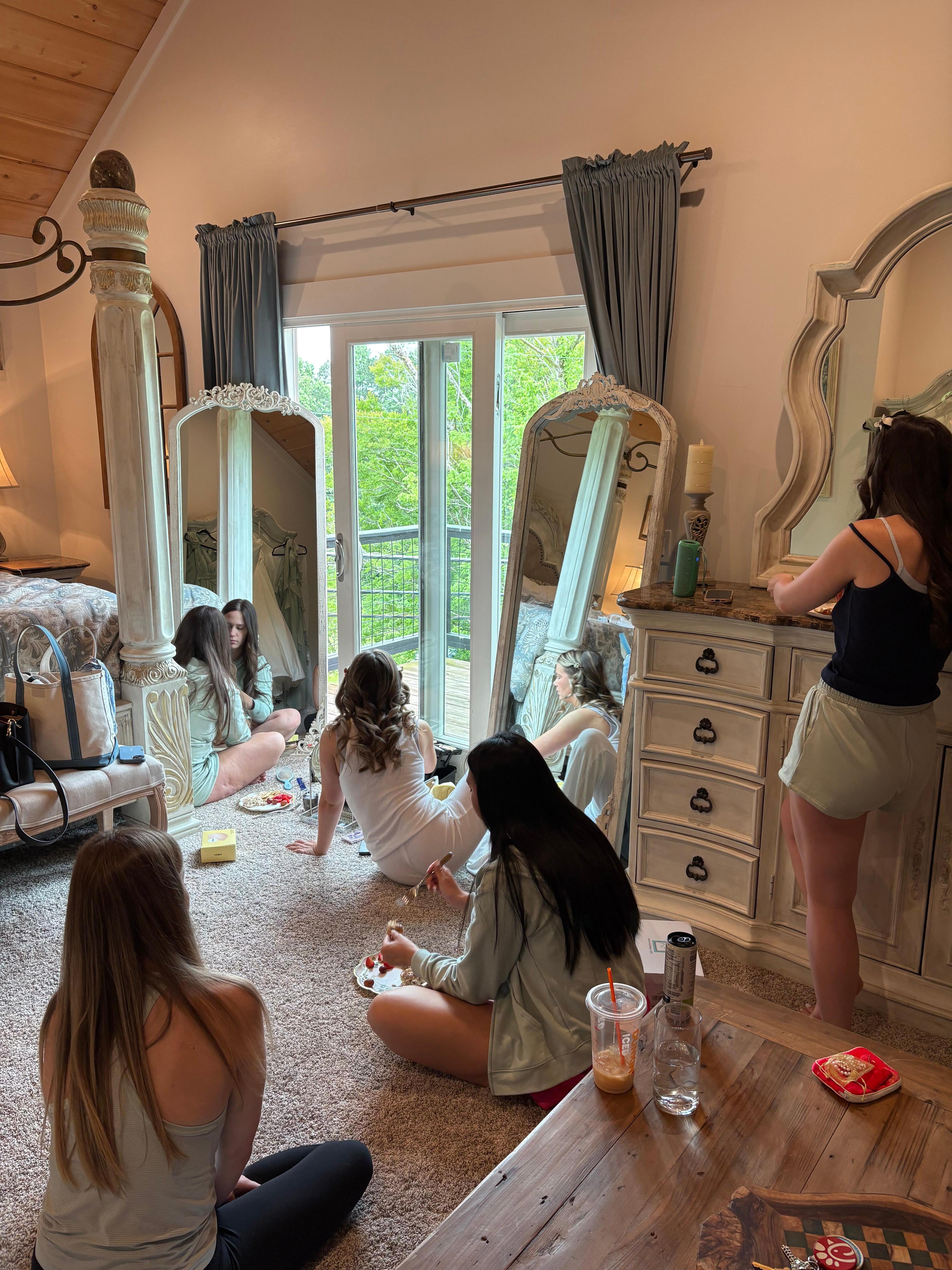 The girls loved the big mirrors and natural light 