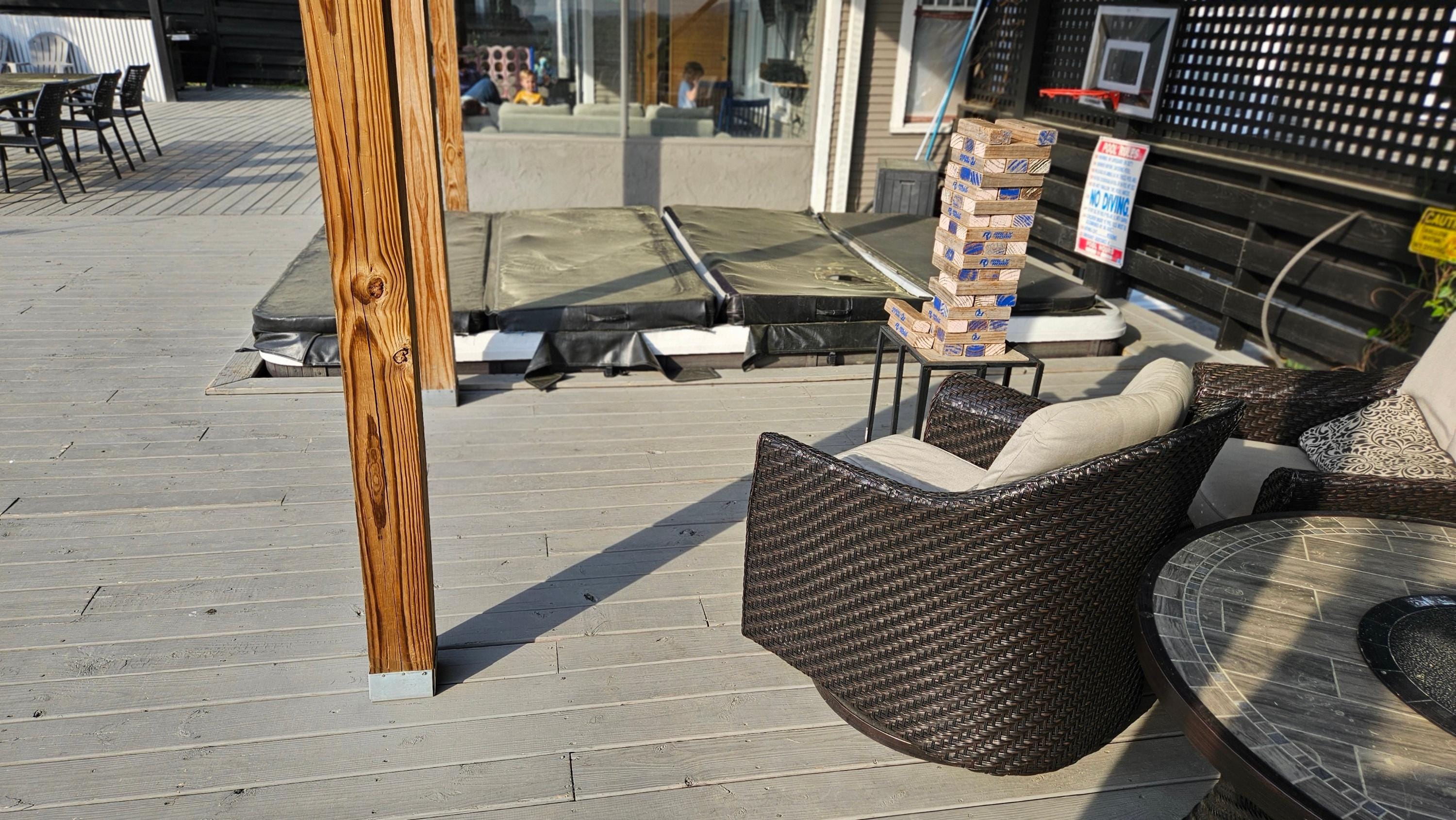 Nothing looks like the photos online.  Dont be fooled.  cover torn