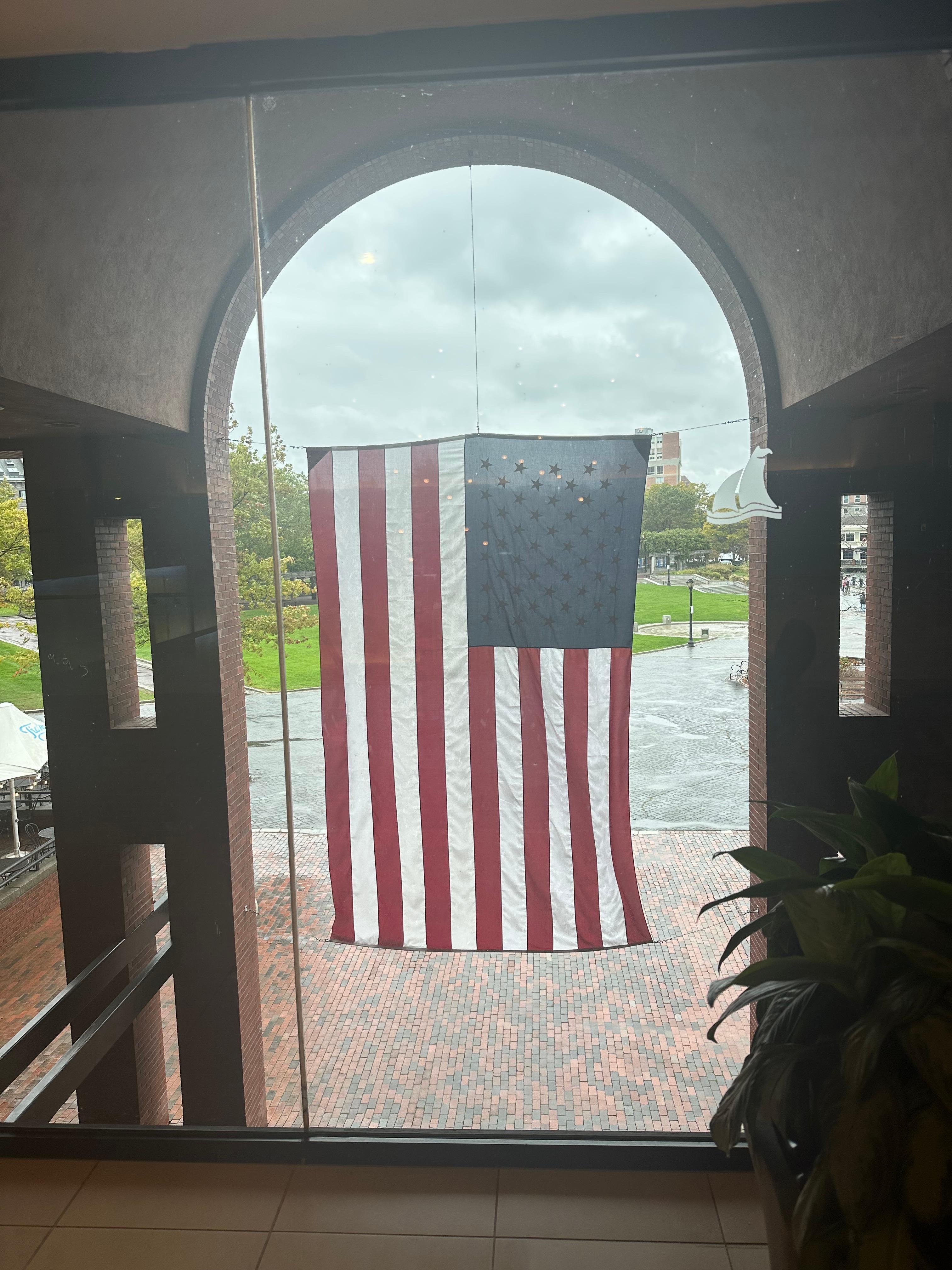 Excellent location to Quincy Market & North end restaurants. 