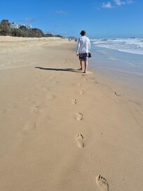 Beach across the road, at traffic signals