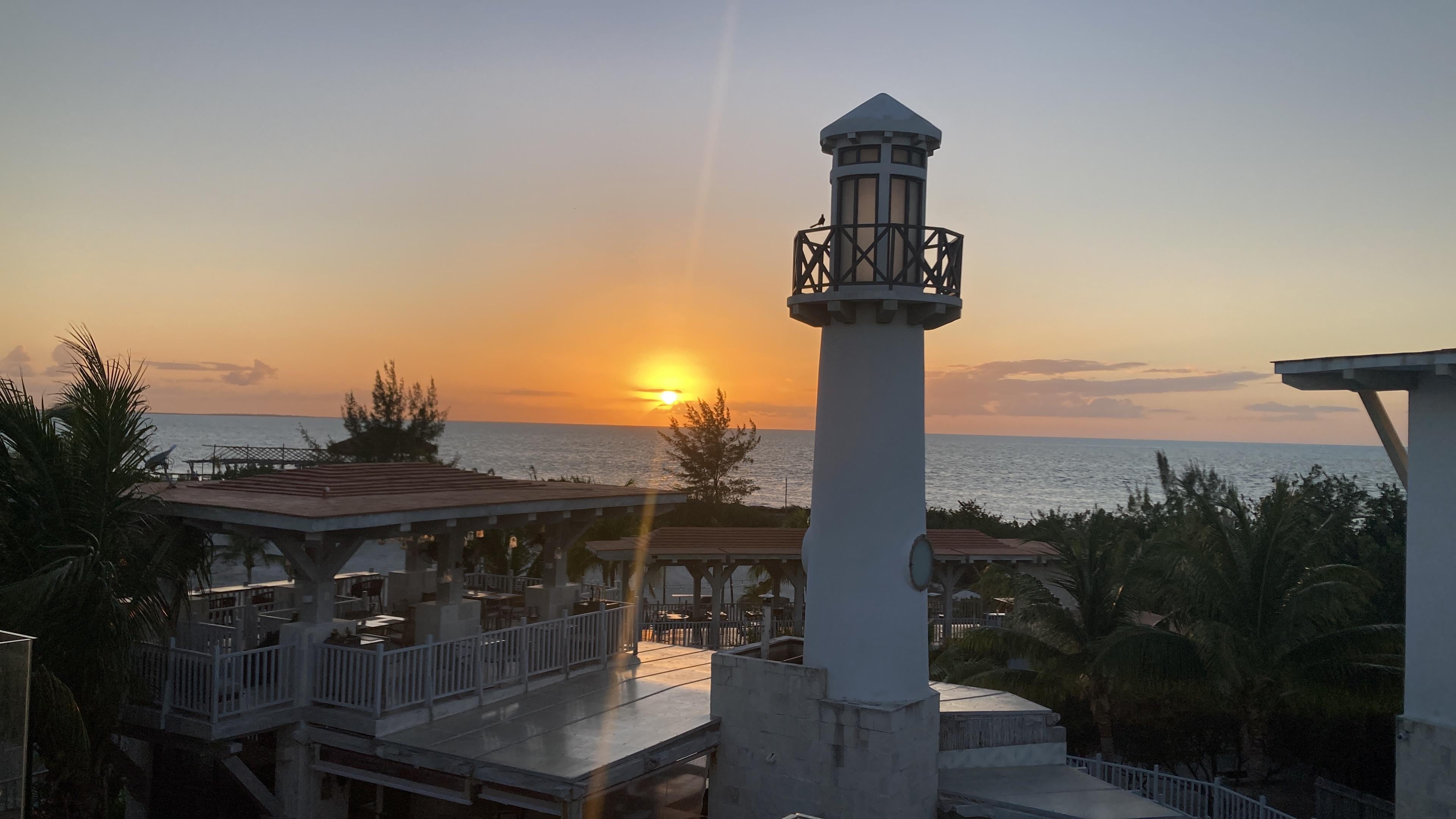 Vista del atardecer dese la habitación 