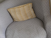 Who sat on it. . . Definitely I'm not. . . Can you see sofa that dust? Or what? Disgusting. .