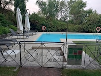 Agréable piscine...