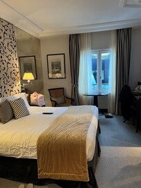 Room they provided for three adults with only a king bed and after several hours a rolling bed brought in.