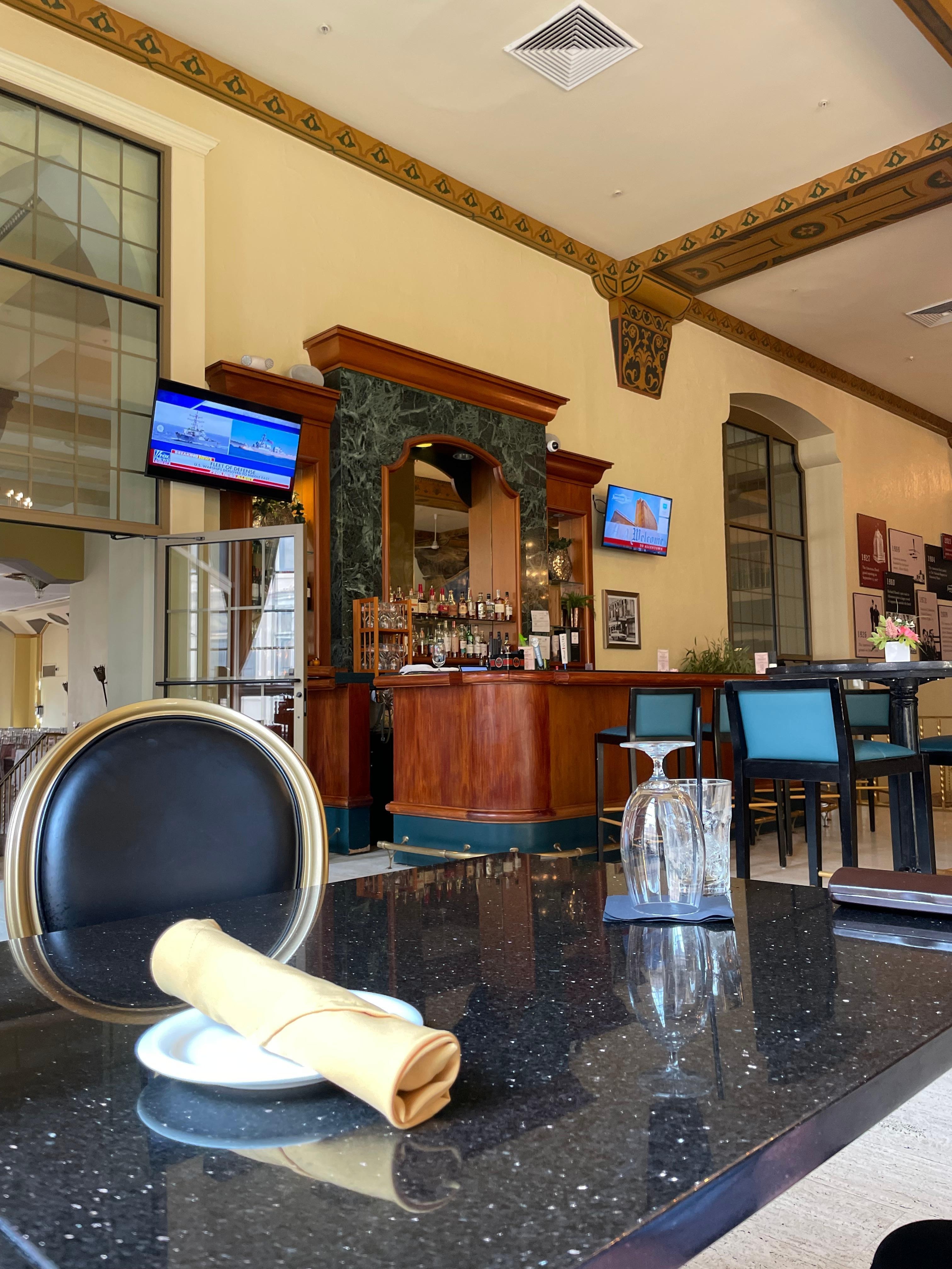 Main entrance dining area