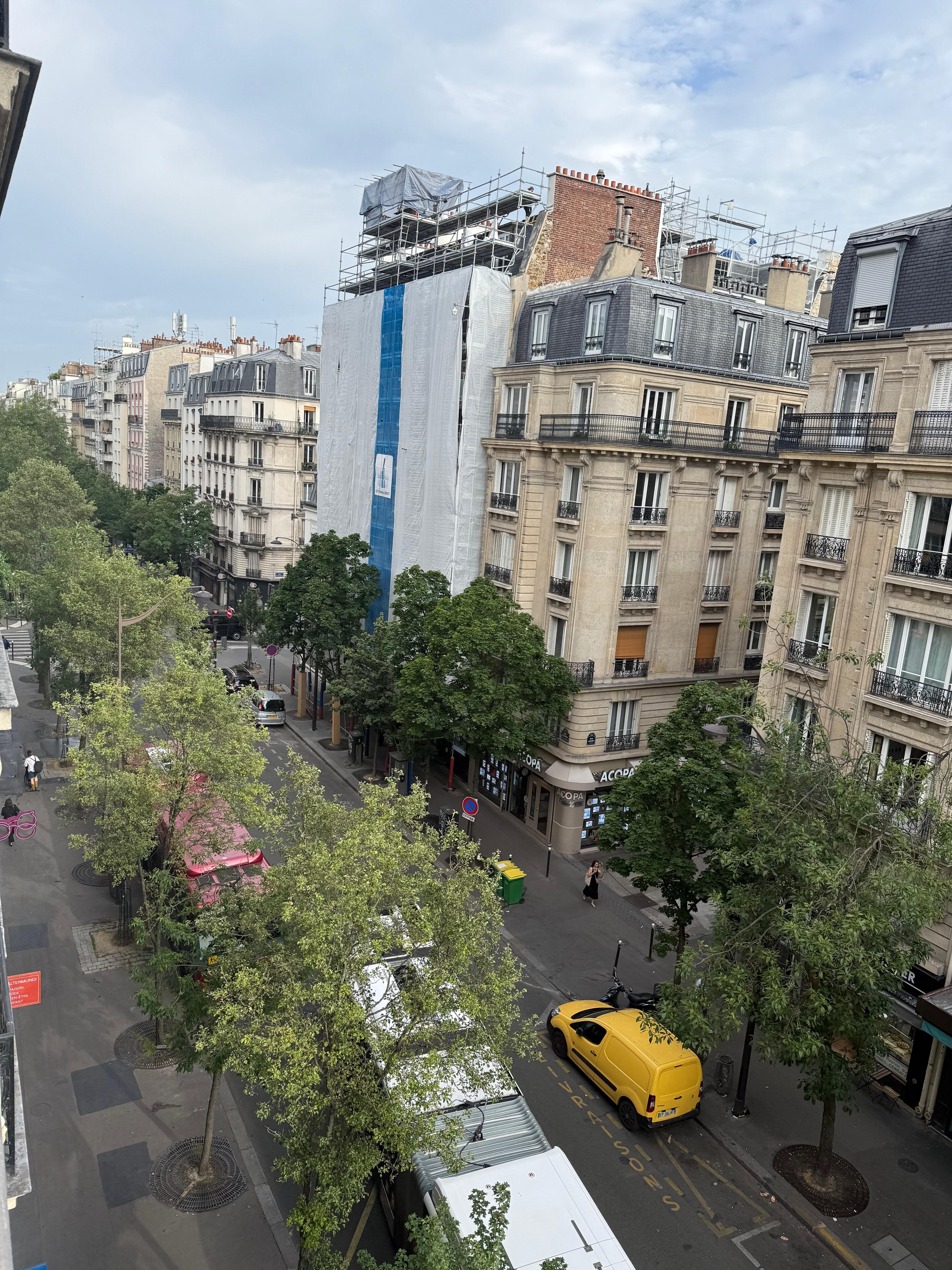 View in opposite direction