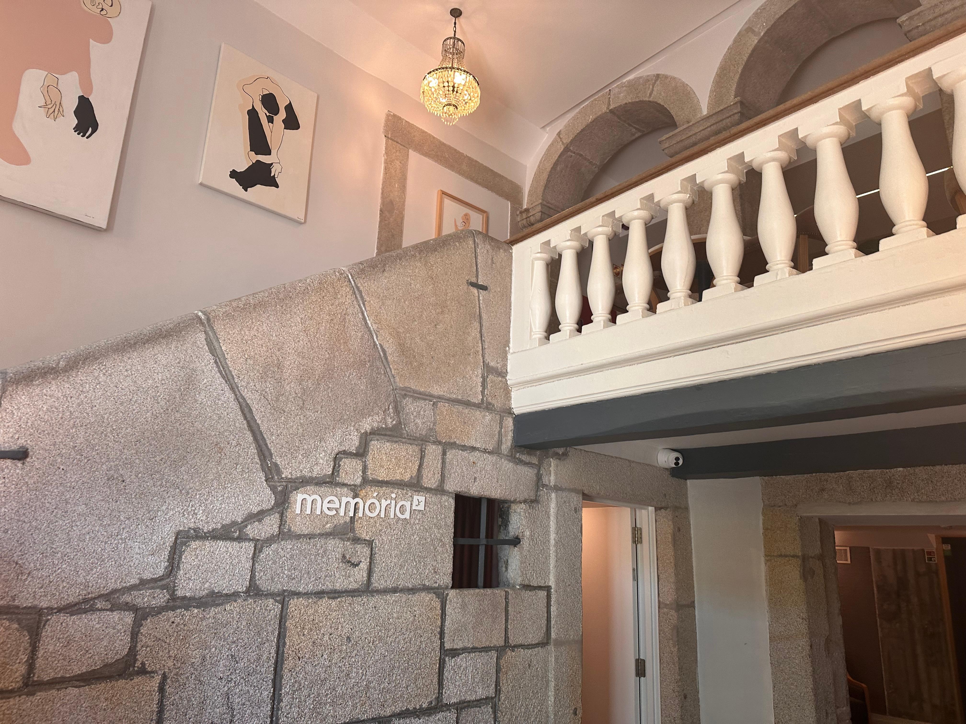 Foyer Hotel