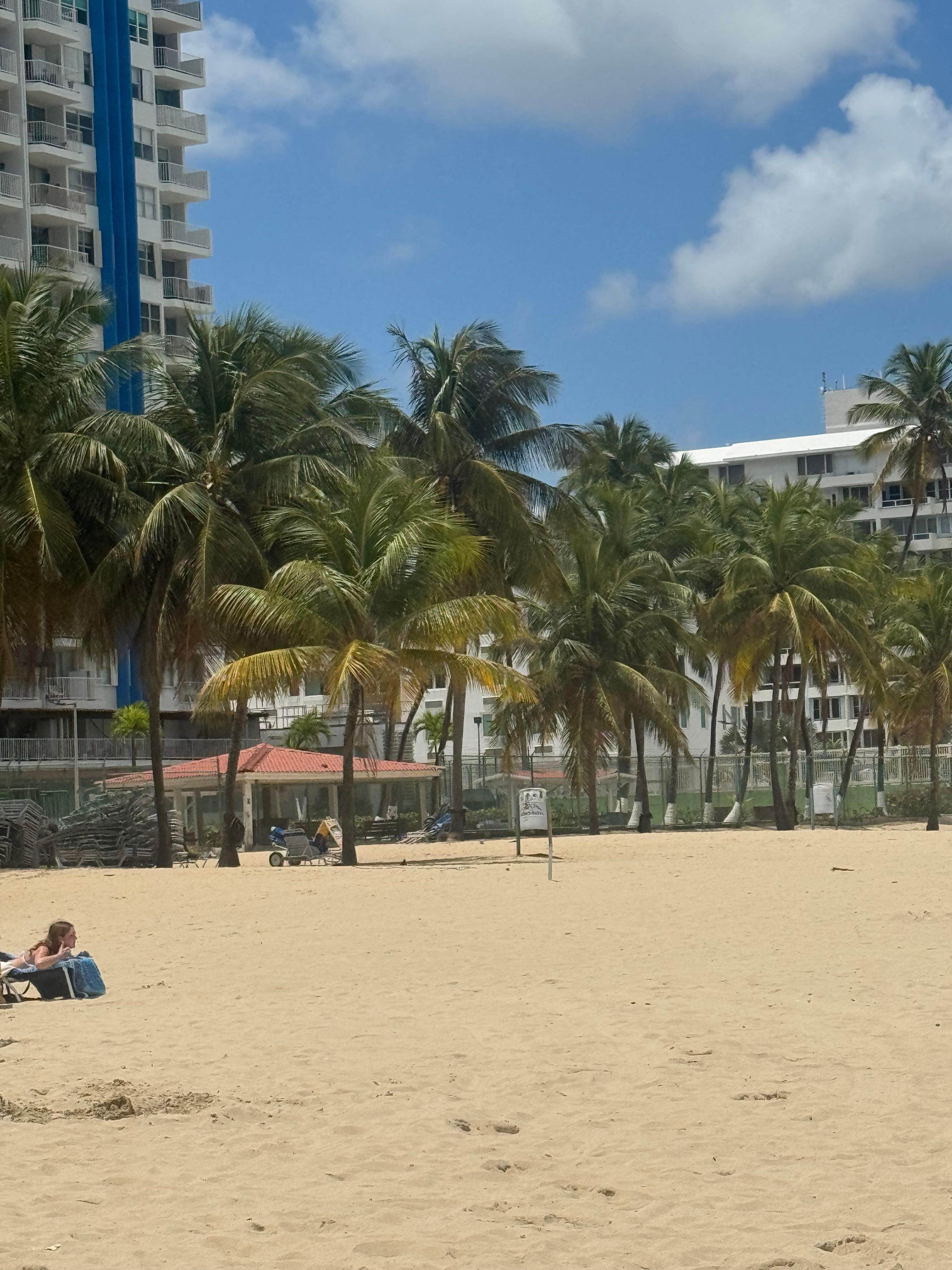 Hotel Beach area 