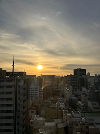 12층 뷰입니다 :)