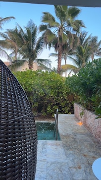 Private pool