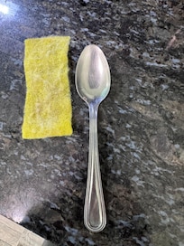 This is the ketchen sponge provided