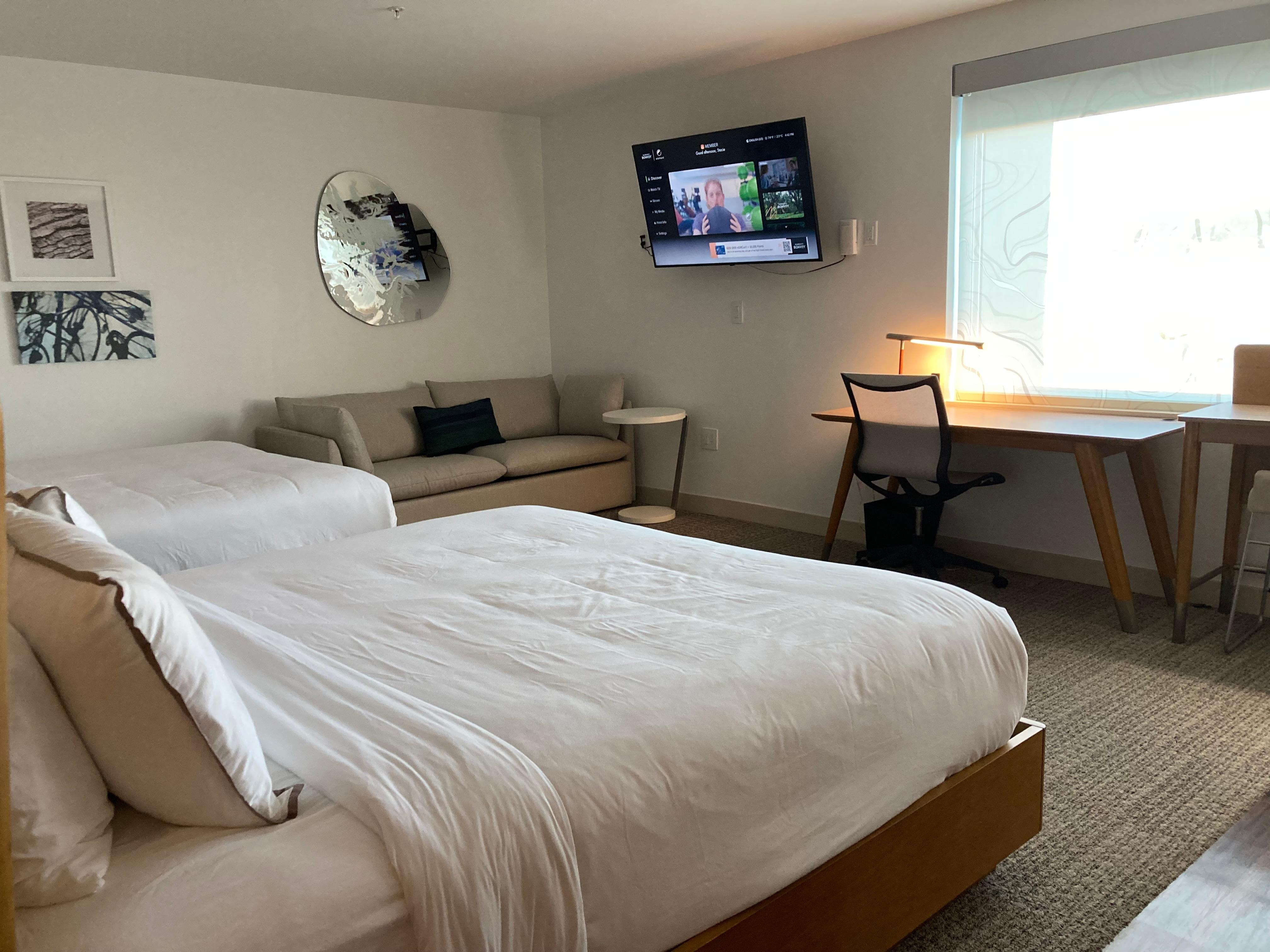 Nice room, layout and very spacious!