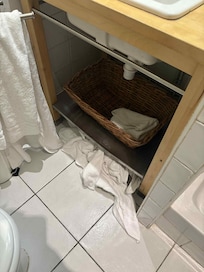 Esto fue al llegar al hotel, el primer día que entrábamos y nos lo encontramos asi