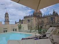 Rooftop pool