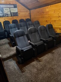 Could not get the tv to work so we could not enjoy the theater room 😞