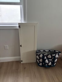 door that fell
off upon arrival