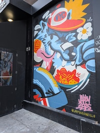 ホテルの入り口のアート
元気が出ます