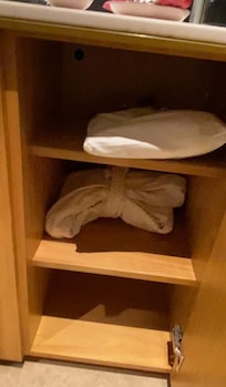 Hair dryer and two robes probided. I was missing towels.