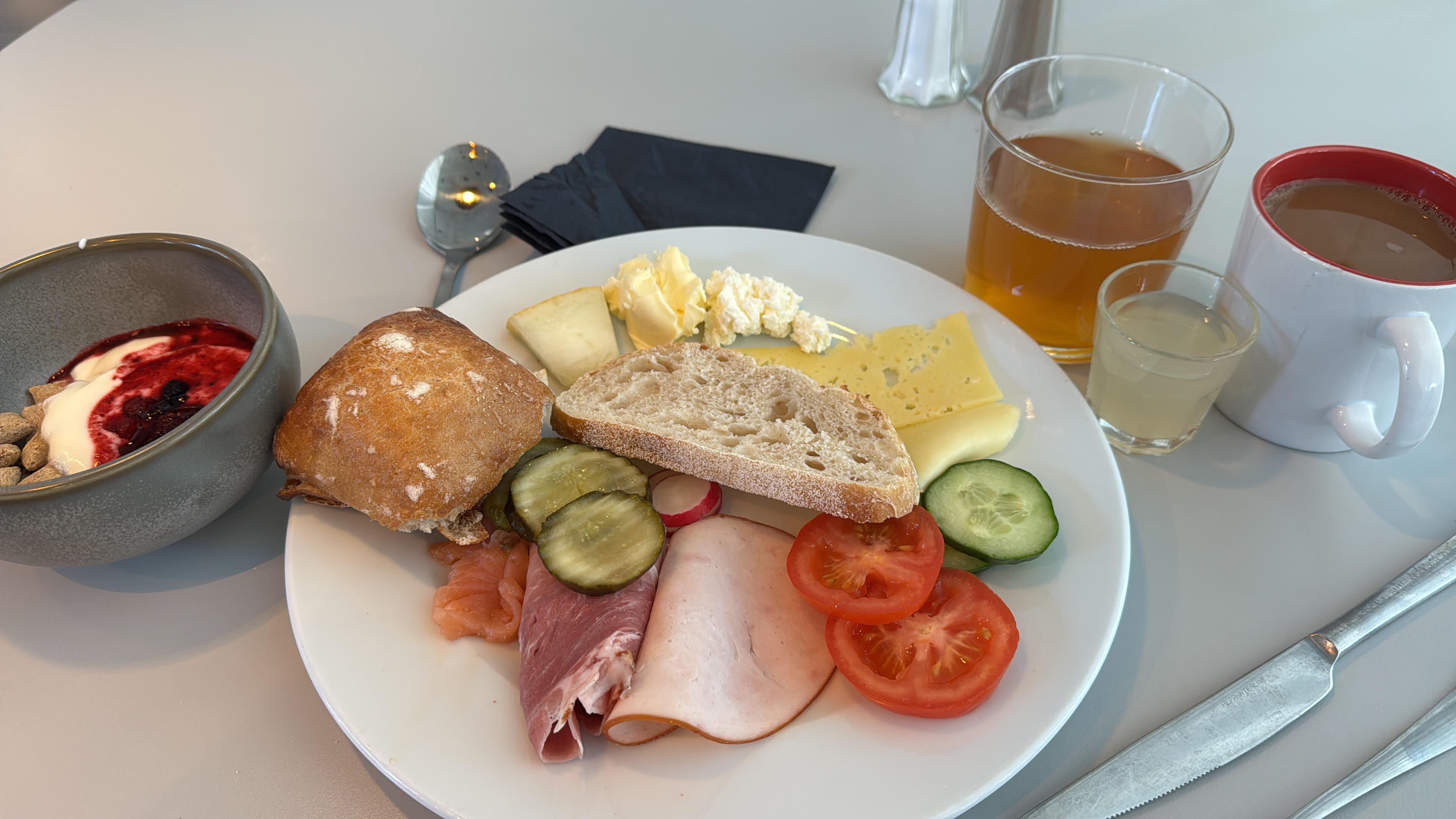 Breakfast buffet
