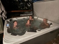 Hot tub, relaxing