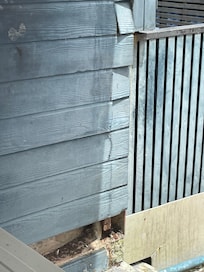 Balcony’s side