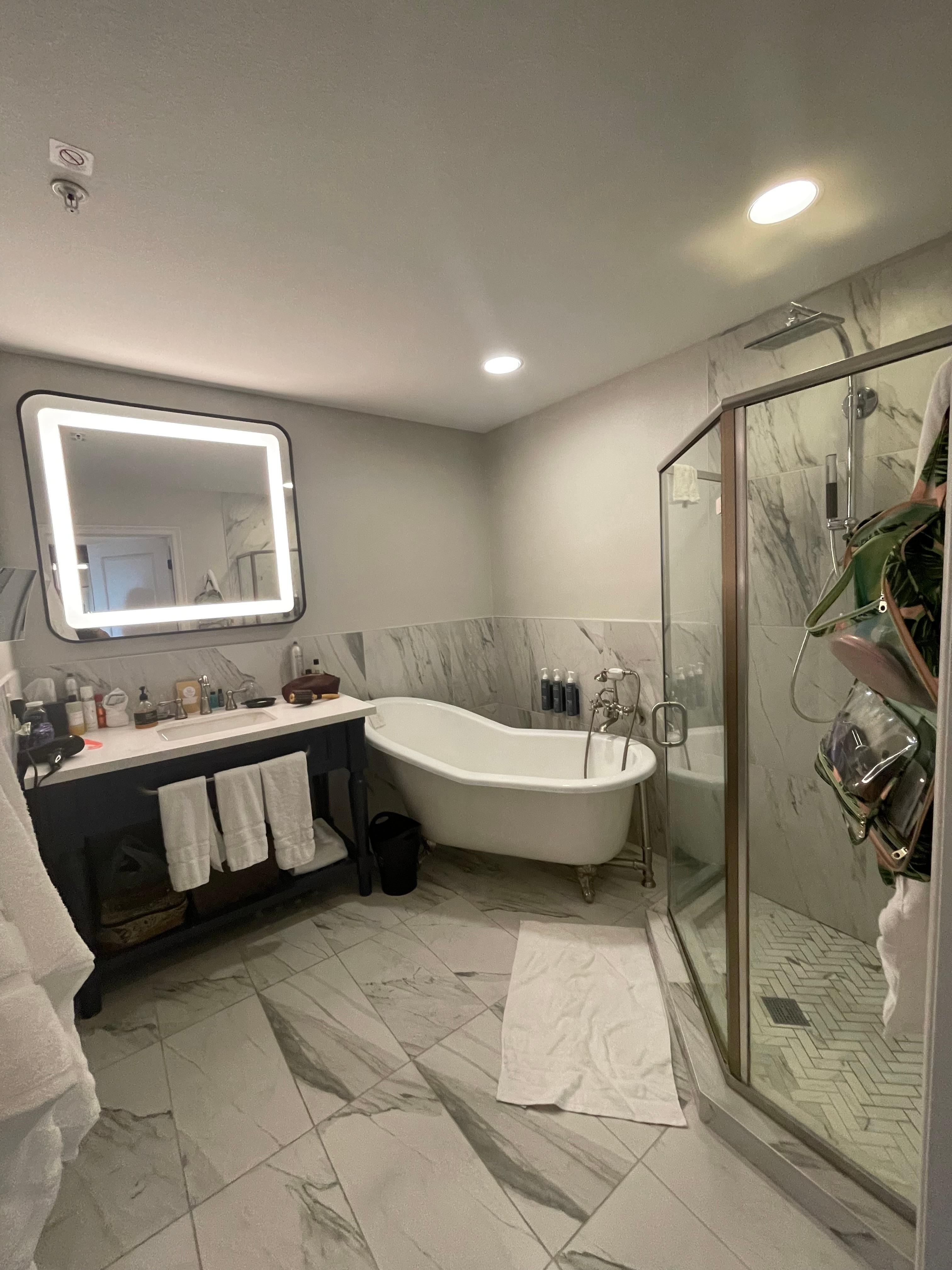 Beautiful bath!