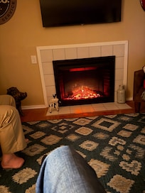 Cozy fireplace with timer to get the chill out.
