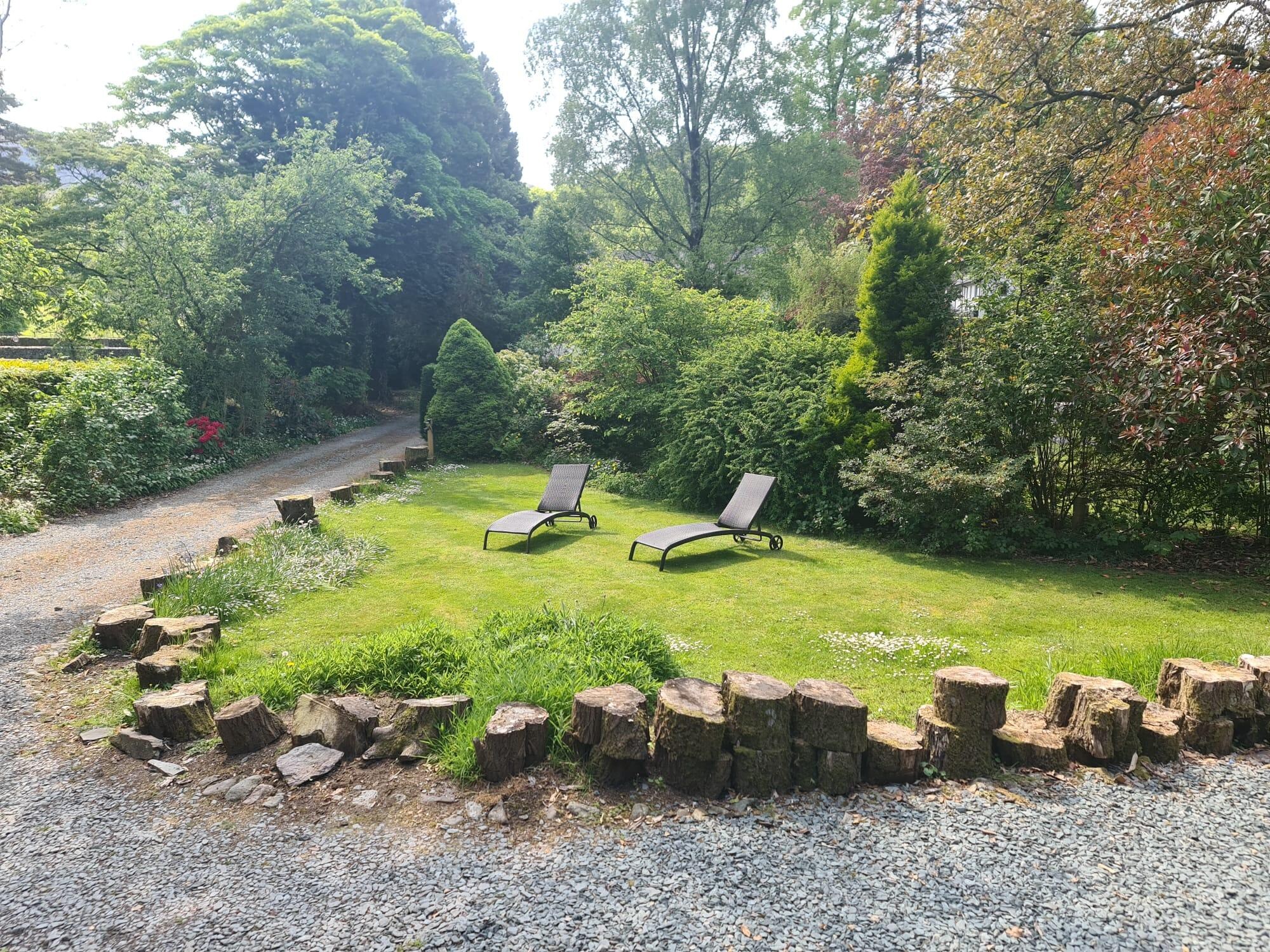 Lodge garden