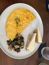 Breakfasts were on the smaller side, but after a few days I realized the portions were actually ok. I wished I knew I could order 2 items from the menu from the start