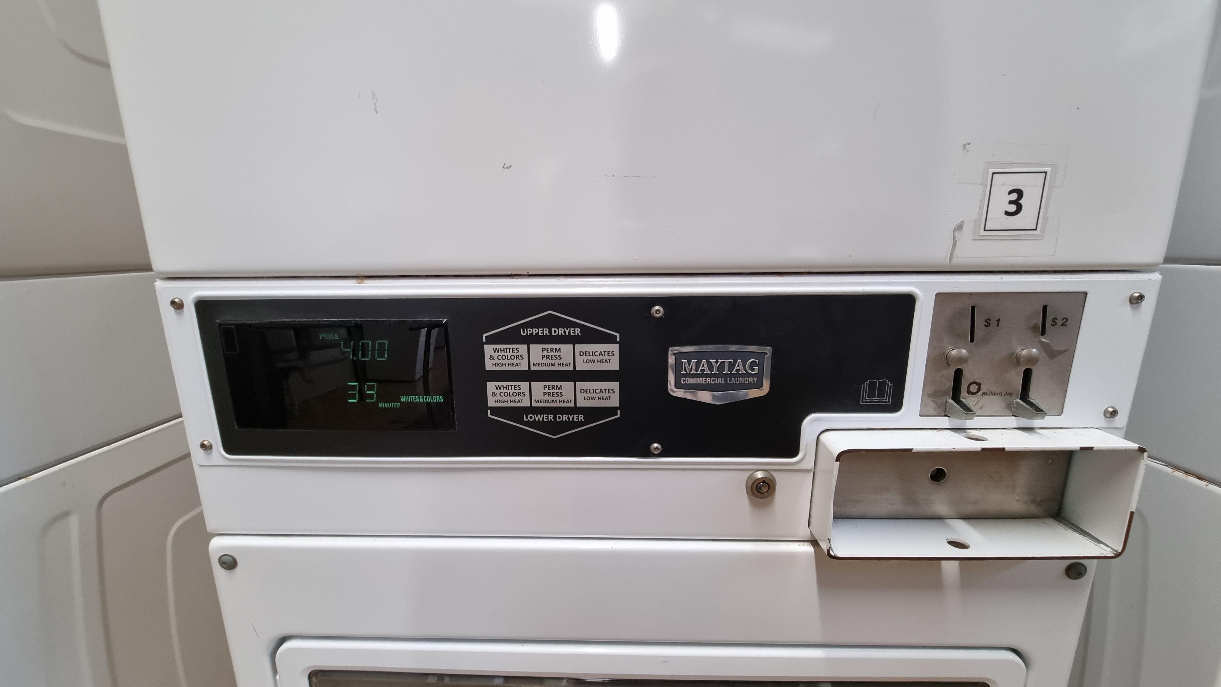 Dryer coins 4 x $1 only