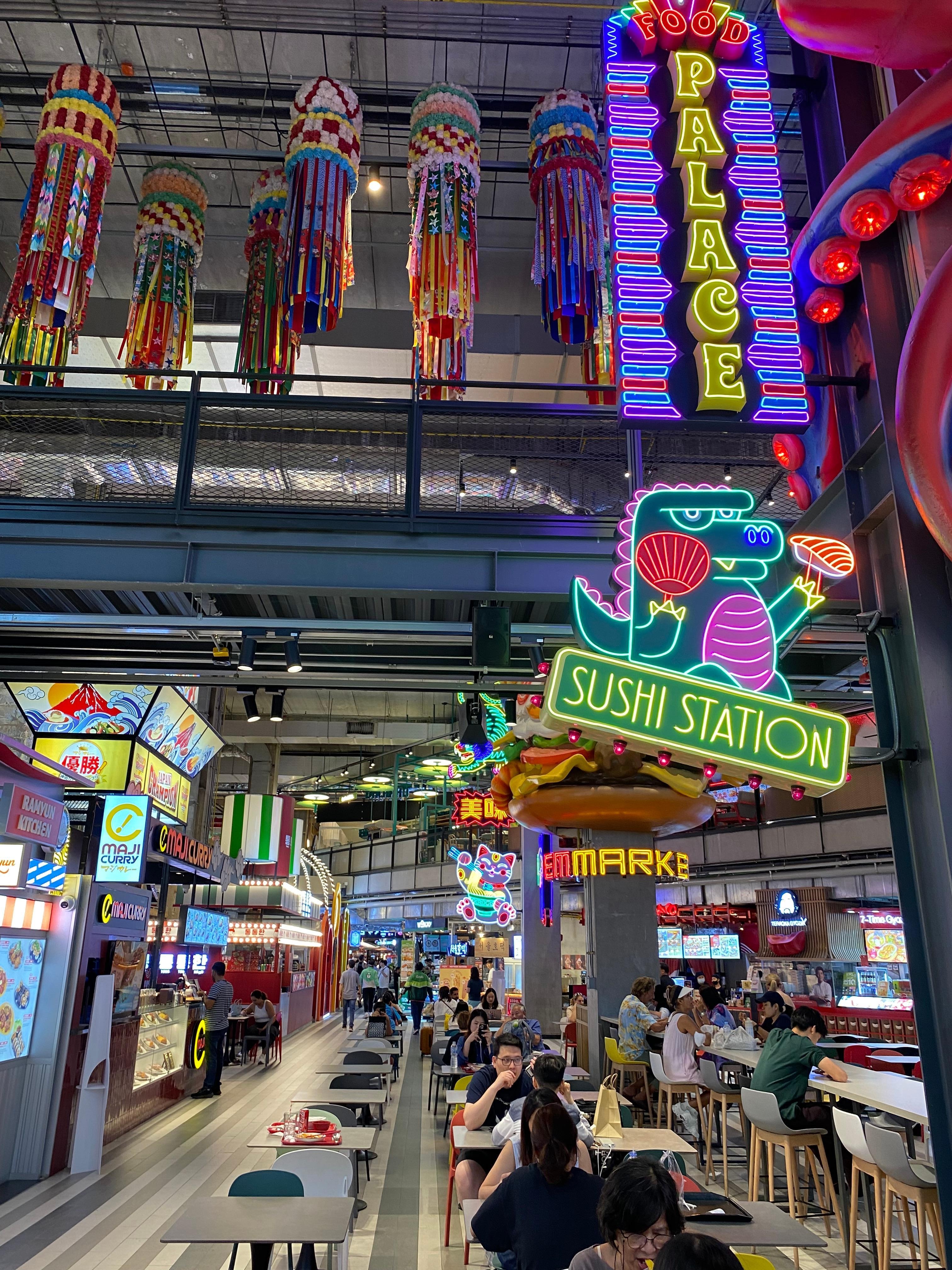 Emporium food court