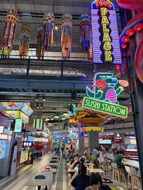 Emporium food court