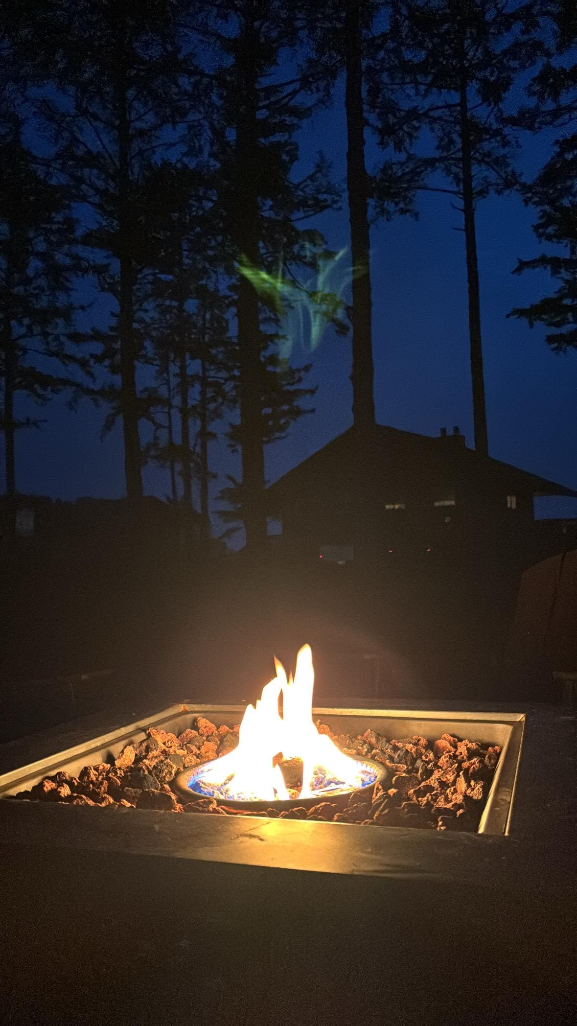 fire pit where wifi is accesible.