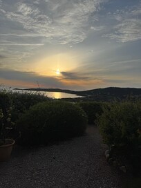 Vue de la terrasse
(Soir)