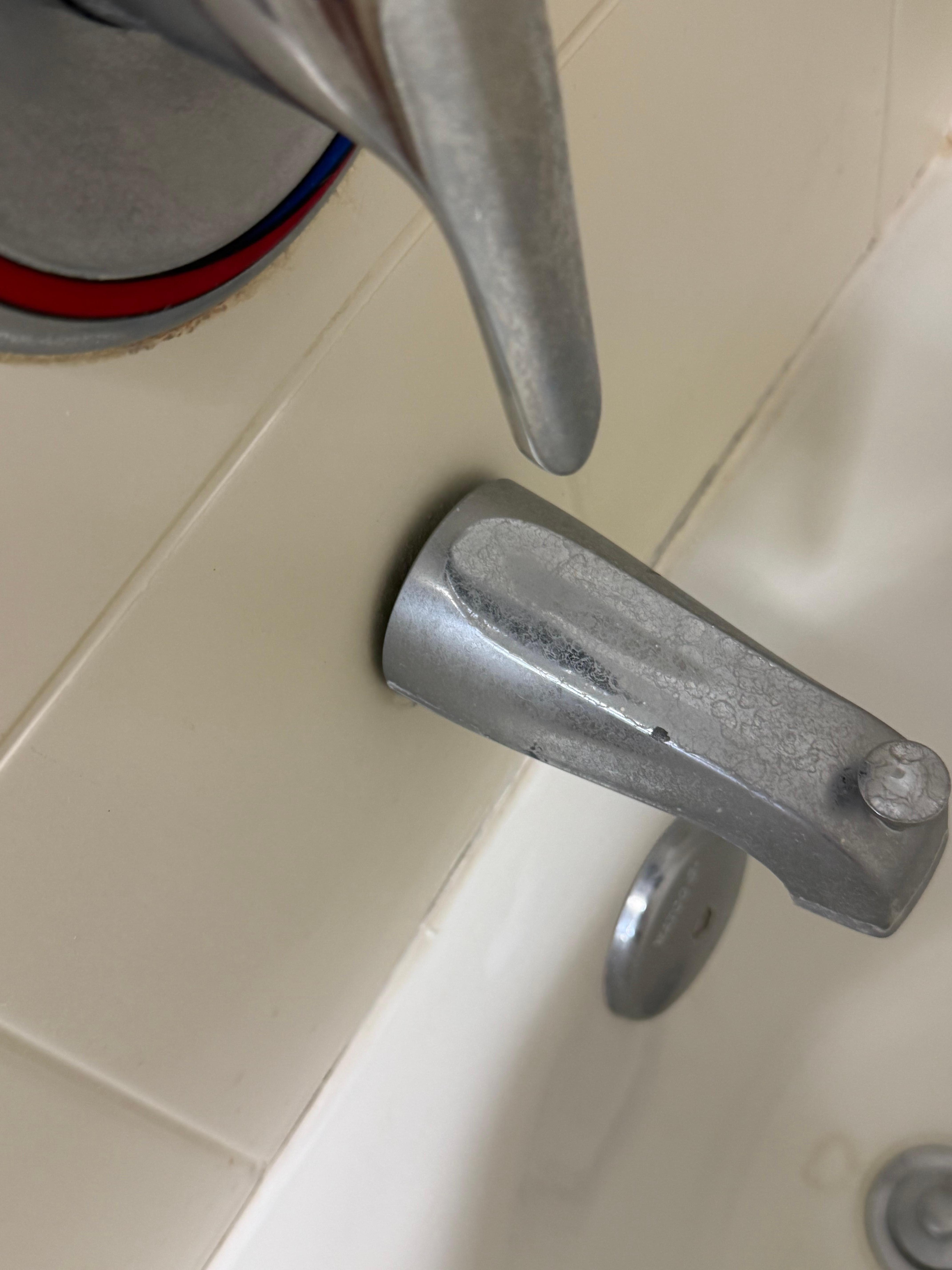 Fixtures were loose and unstable,