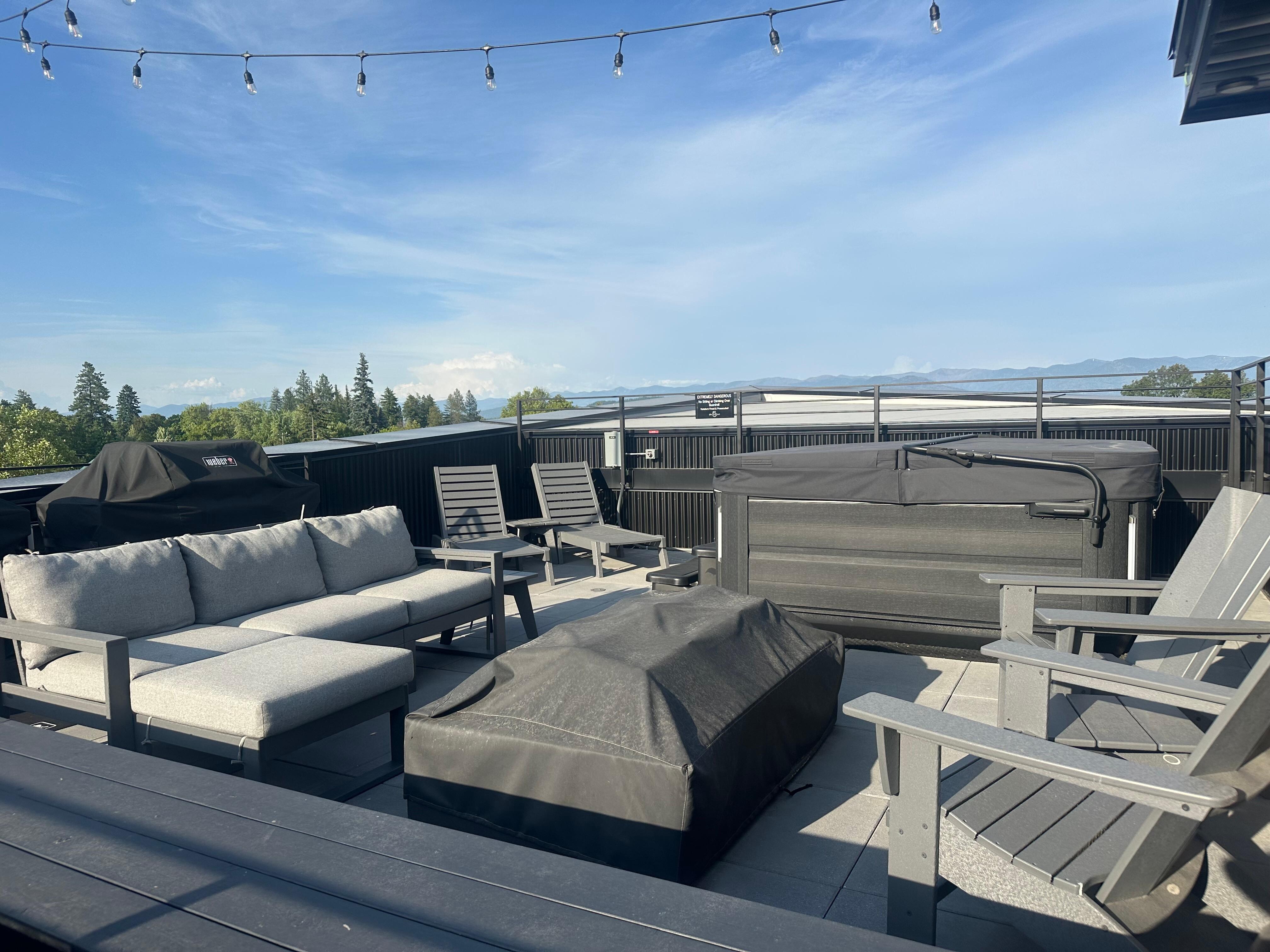 Rooftop deck.  Unfortunately never got to use it. Maybe next time