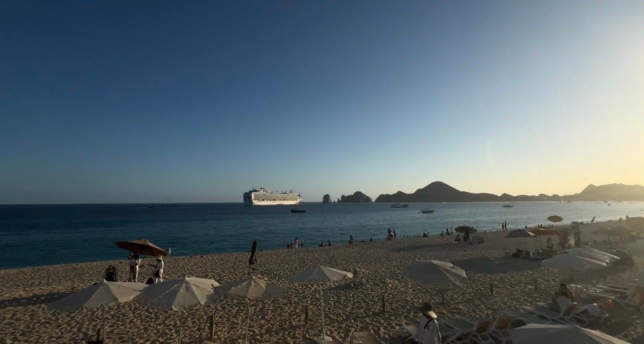 View from the pool to the beach
