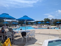 Wonderful community pool
