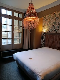 Peut être revoir l'isolation des fenêtres.