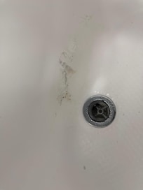 Bathroom tub floor