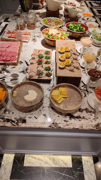 Enjoyed all the fruits and cheeses. When we had an early morning trip, staff was flexible in allowing us to do take away box. Thank you much.